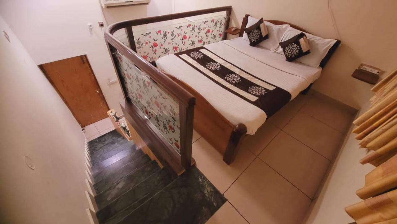 New Jaganmohana Comforts Mysore Exterior foto